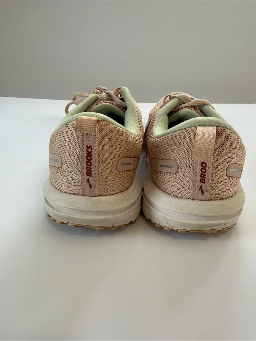 Brooks Revel Women's Blush Pink with Mint Liner Athletic Sneakers